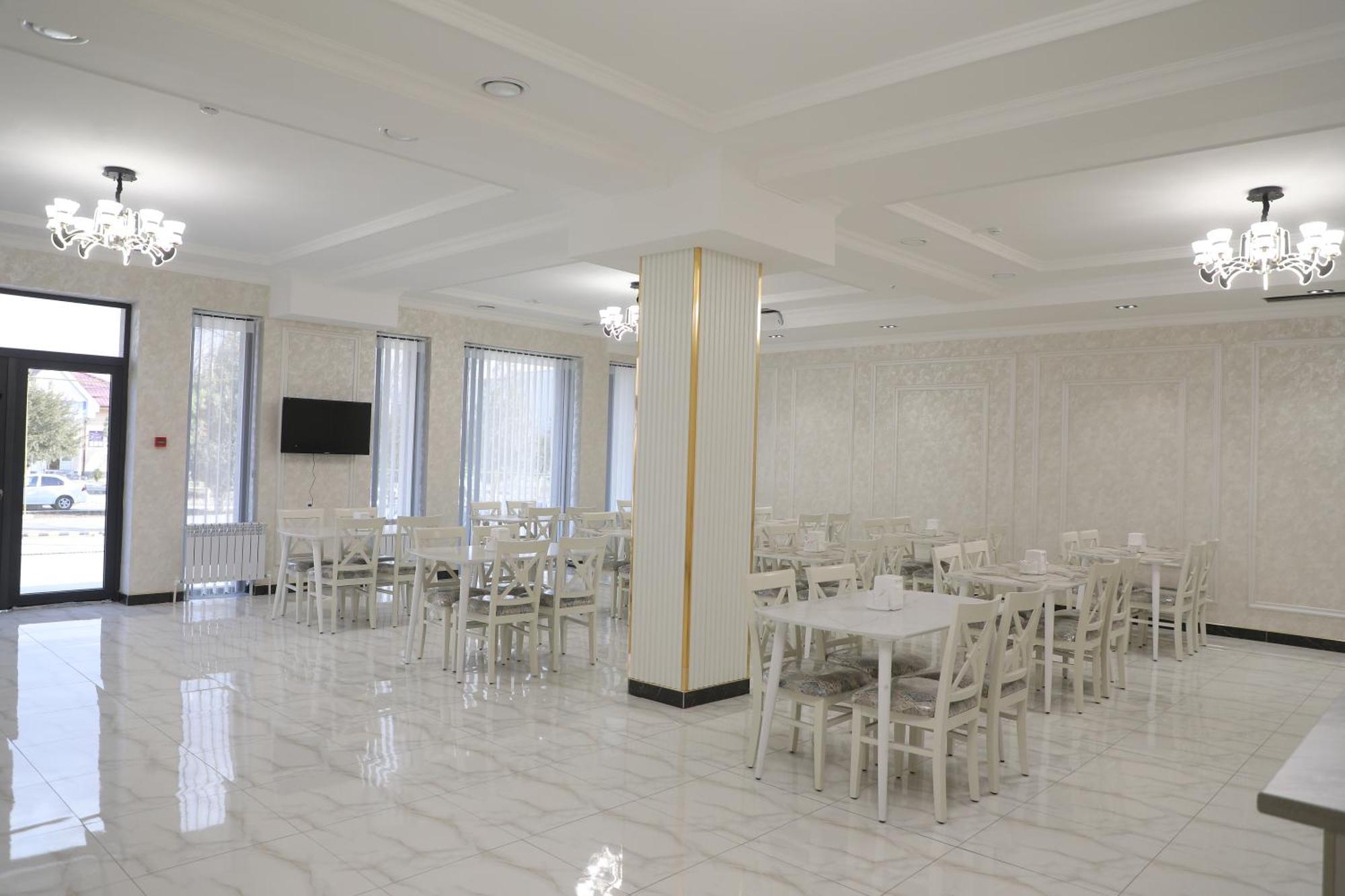 Status Hotel Karși Exterior foto