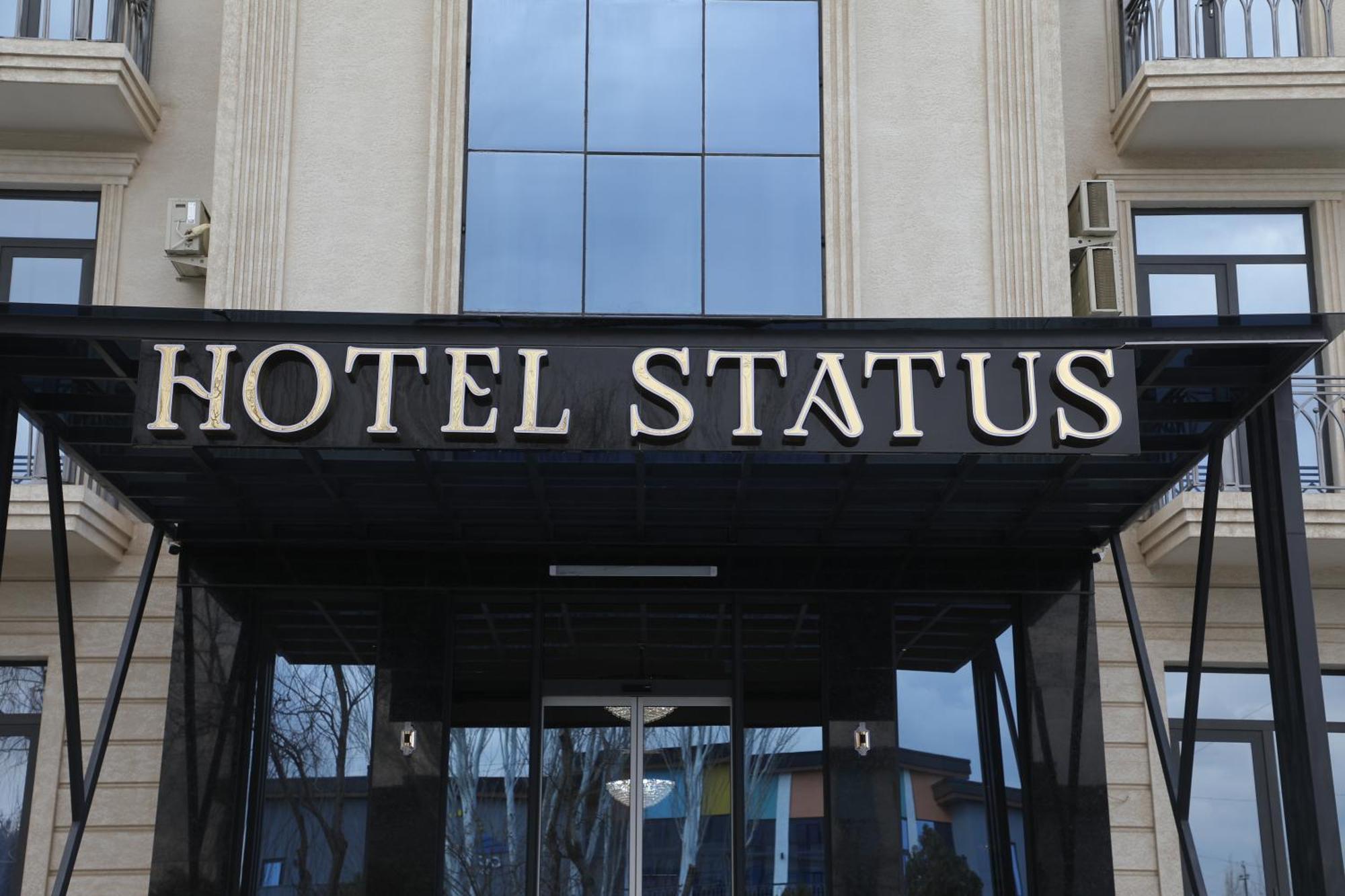 Status Hotel Karși Exterior foto
