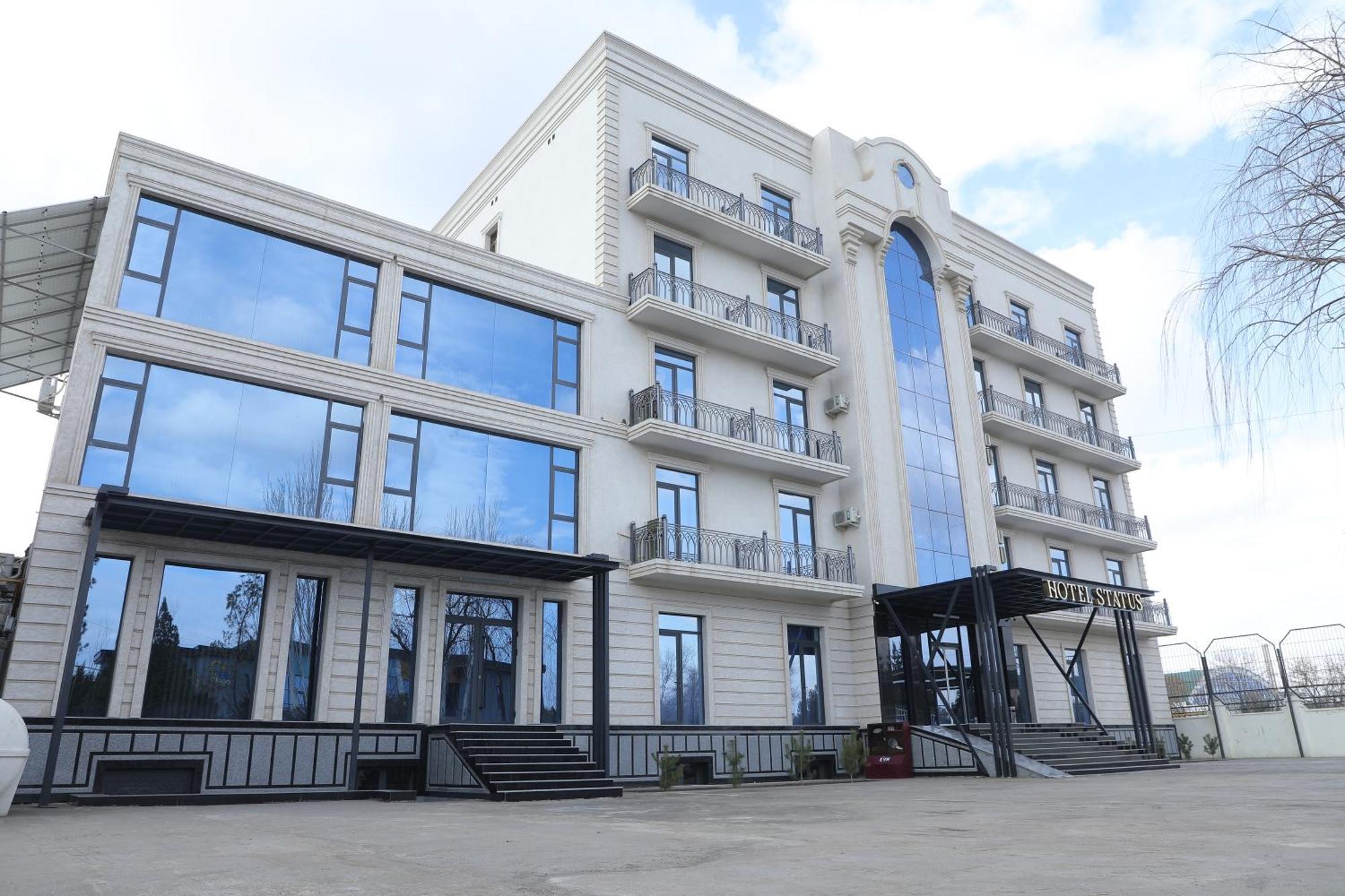 Status Hotel Karși Exterior foto
